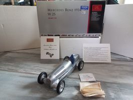 Mercedes W25 1/18 CMC 