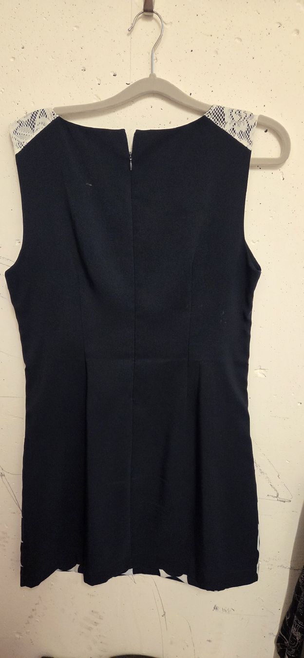 Desigual Vestiti: Desigual Kleid  Grösse 44 dunkelblau Blumenmuster – Usato da Subingen venduto da DENDLE20 4