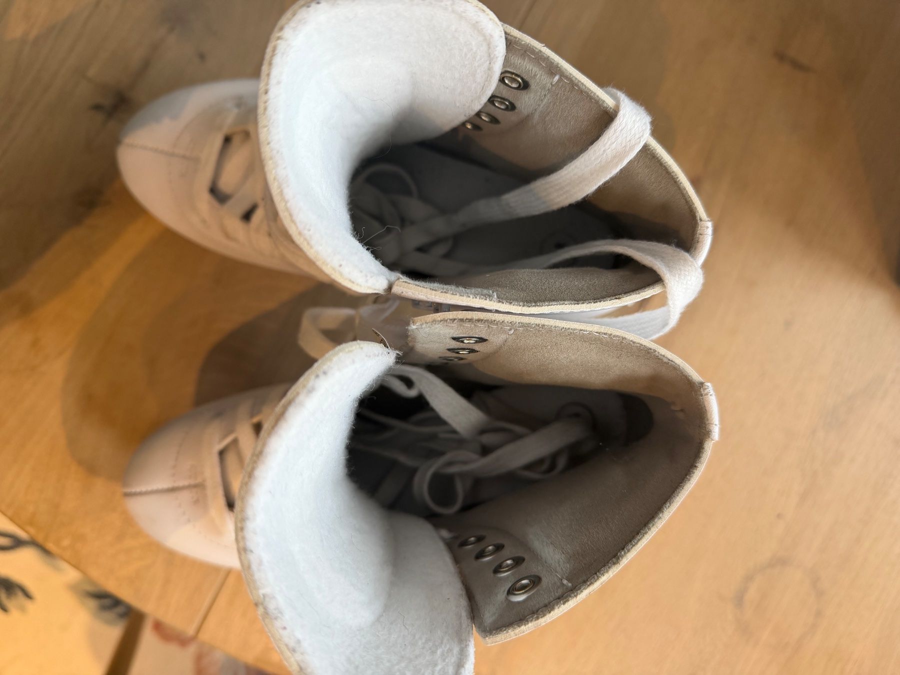 Graf Pattini da ghiaccio: Davos Gold Schlittschuhe Gr. 38 – Usato da Oberrieden venduto da JasminP 2
