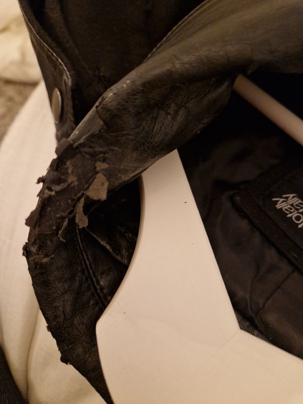 Tally Weijl Jacken: Übergangsjacke schwart in grösse 40 – Gebraucht aus Sursee von saj_5rfk 3