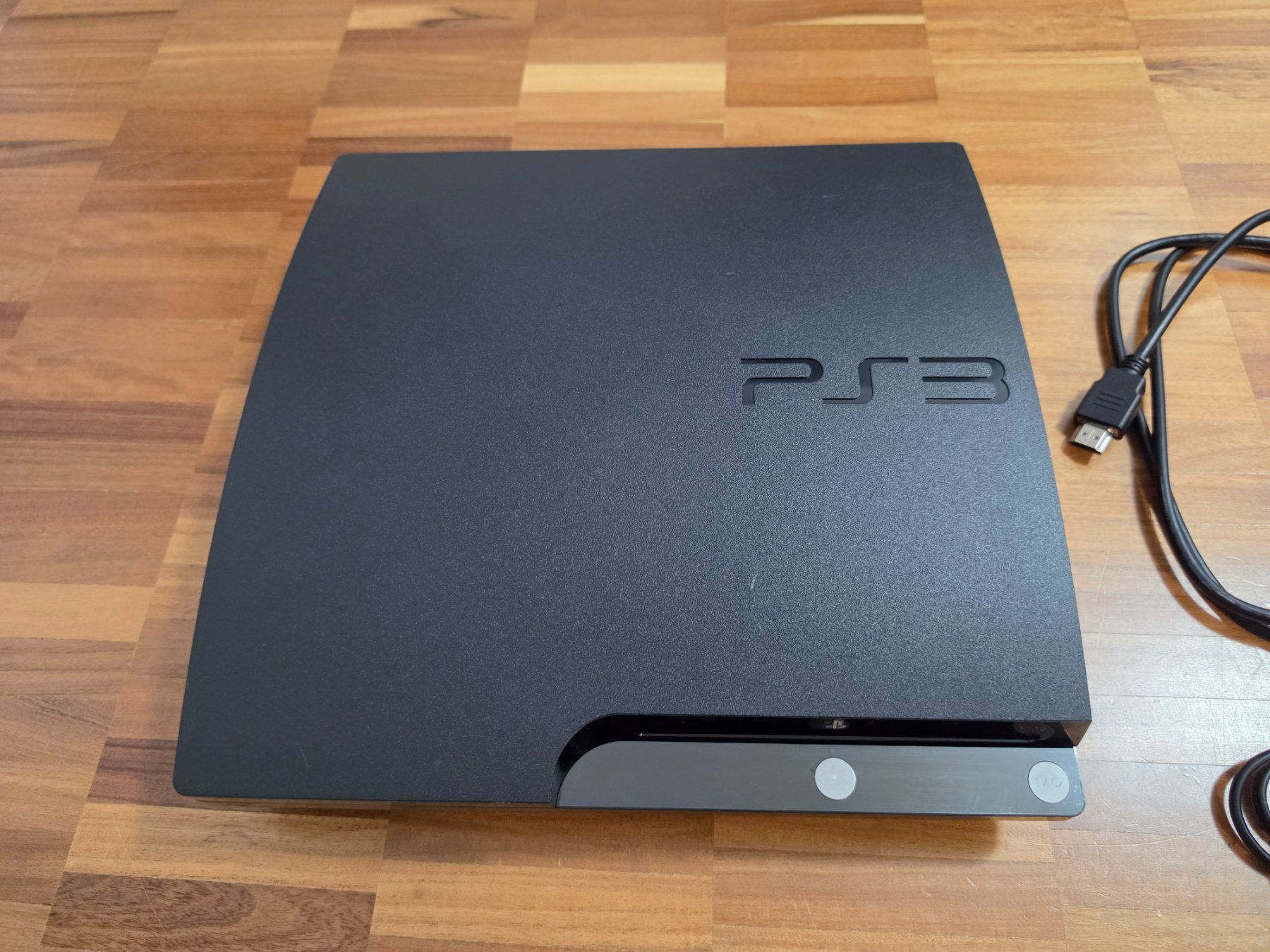 Sony Console: PS3 Slim Konsole mit Zubehör ab 1 Fr.- – Usato da Chur venduto da Ghostwulf 1