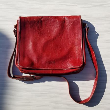 Florentine red leather crossbody bag