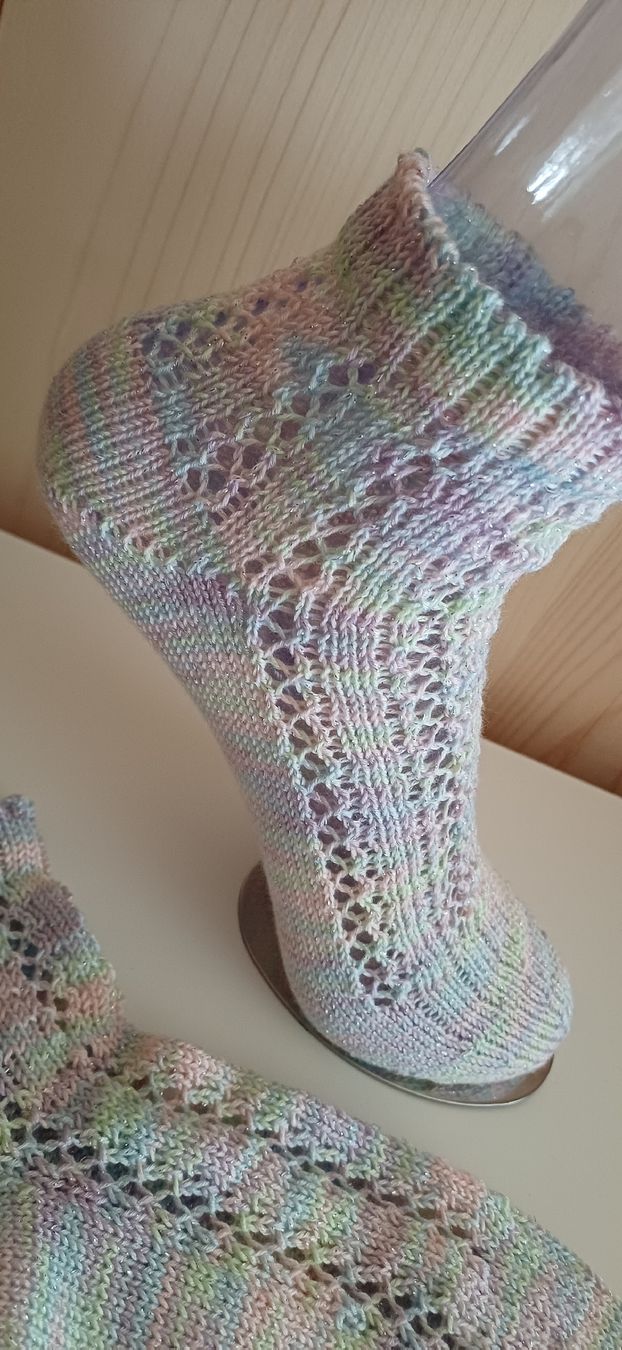 Socken: Sneaker-Socken mit Lochmuster Grösse 37/38  – Neu und originalverpackt aus Amriswil von SANNamerino 1