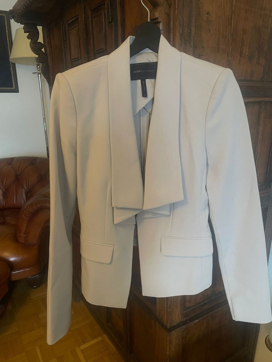 Jacken: Blazer BCBG Max Azria taille S - Élégant et moderne! – Neu (gemäss Beschreibung) aus Versoix von sne_zx2d