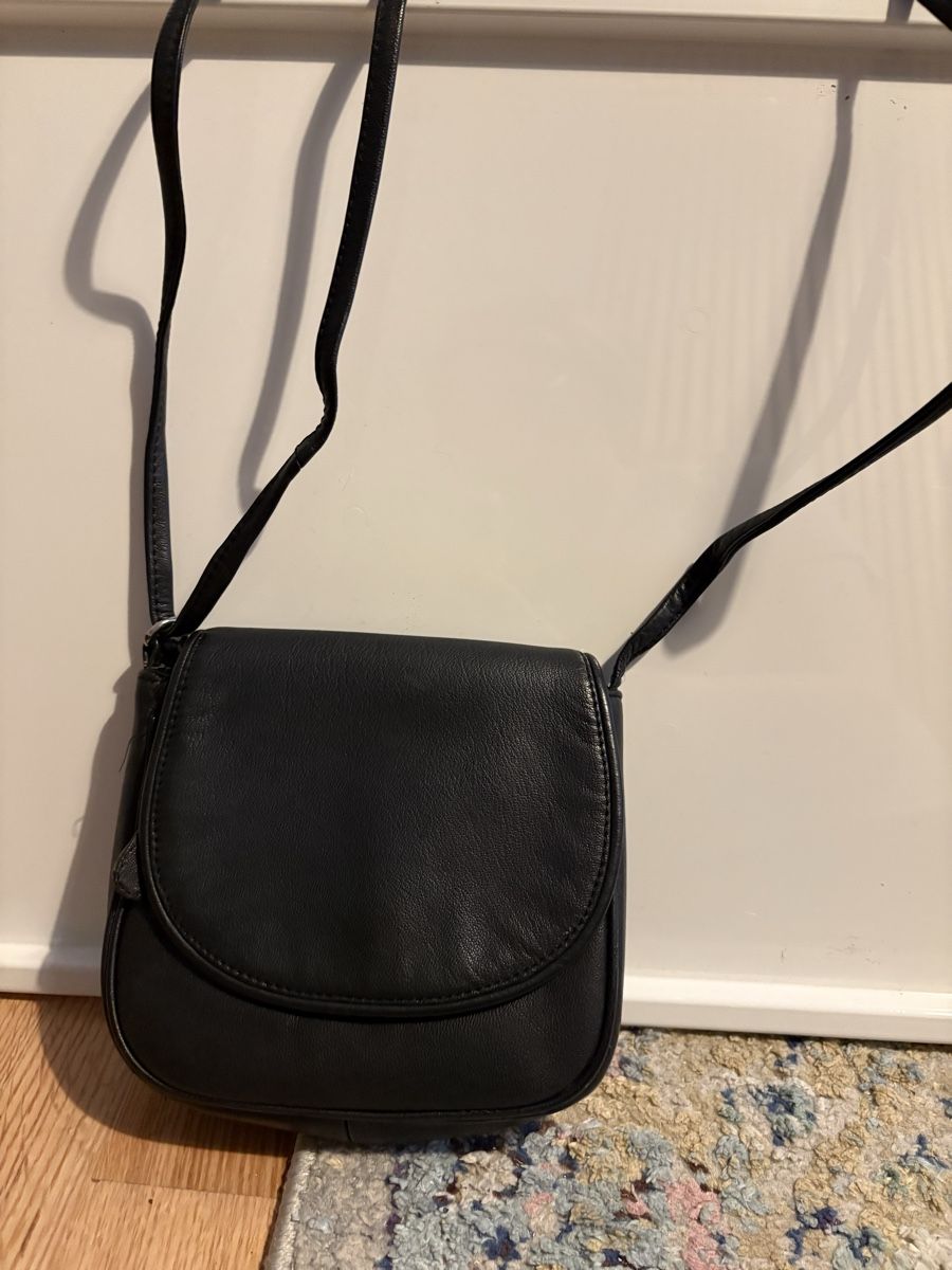 Borse: Schwarze Leder-Tasche  – Usato da Zürich venduto da AllySam