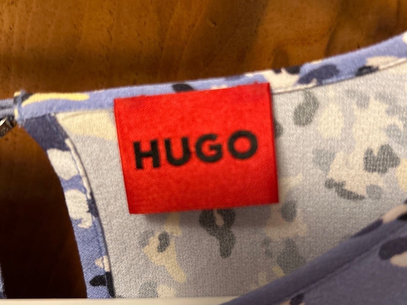 Hugo Boss Blusen: Boss Bluse – Gebraucht aus Basel von and_pky9 2