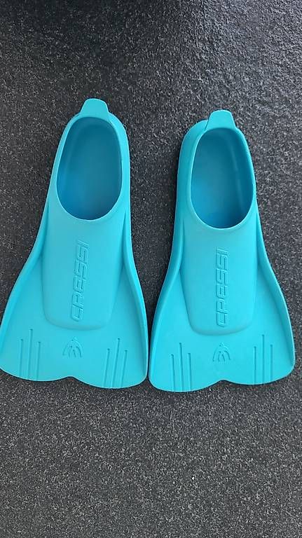 Flossen, Masken & Schnorchel: Kinder Flossen Gr. 29-31 – Gebraucht aus Langendorf von RE17