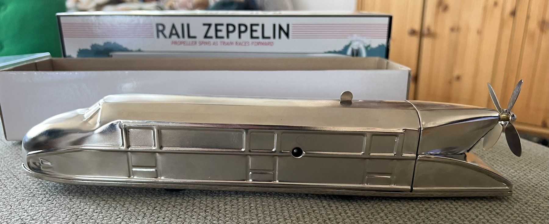 Kit di modellismo & Modellini statici: NEU - Replik-Schienenzeppelin von Schylling – Nuovo e nell'imballaggio originale da Zufikon venduto da h_s_8xnb 4