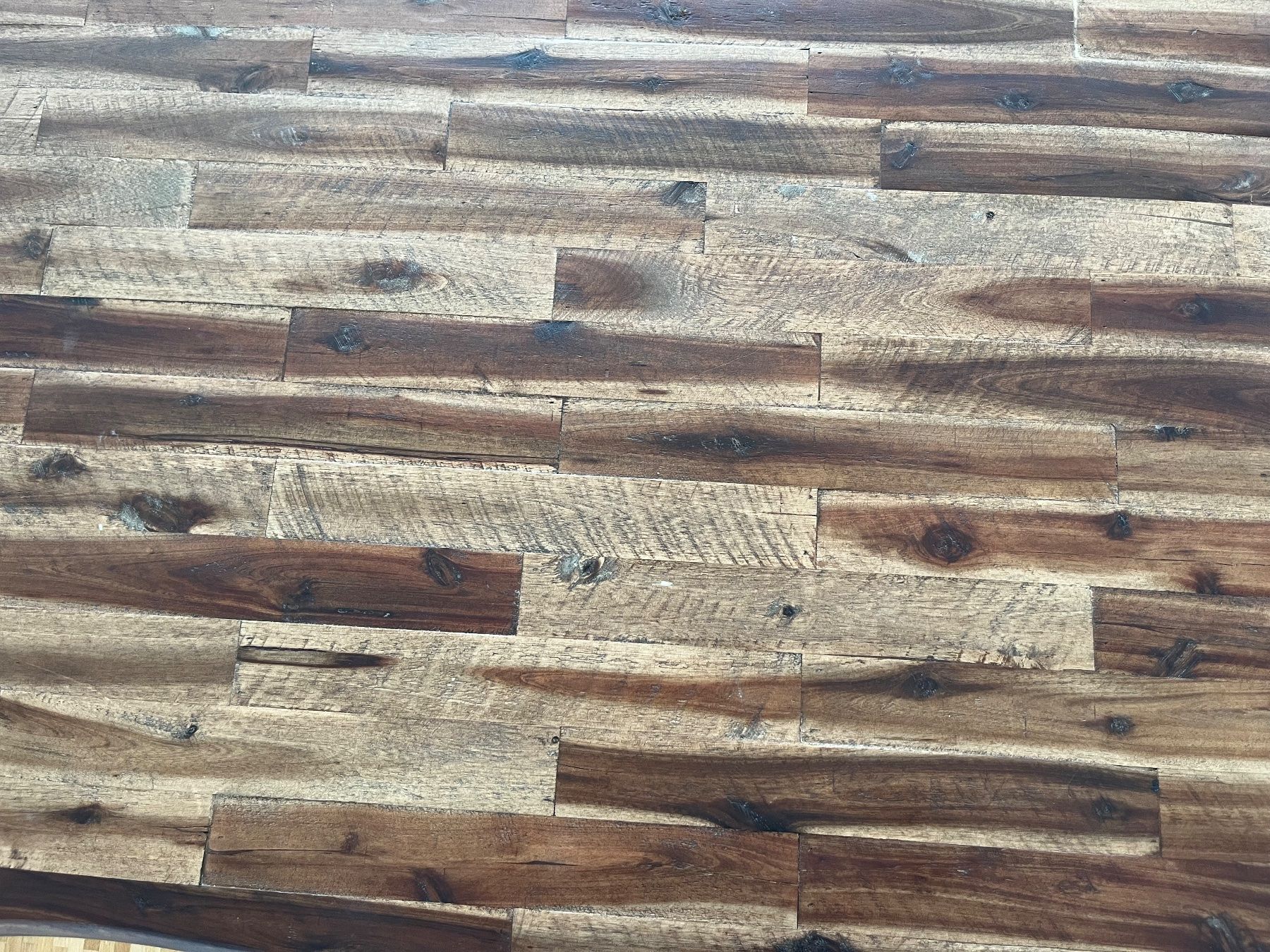 Tavoli: Holztisch mit weissen Beinen – Usato da St. Gallen venduto da tan_q6nd 3