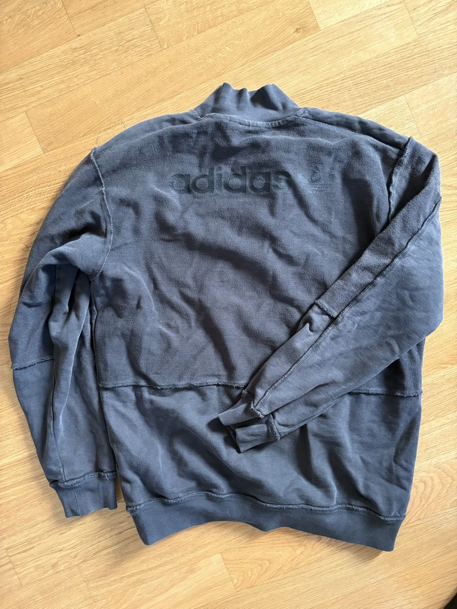 Adidas Pulls & Sweat-shirts: Adidas Pulli, dunkelgrau, Grösse M – D'occasion à Basel par jelena.rk 1