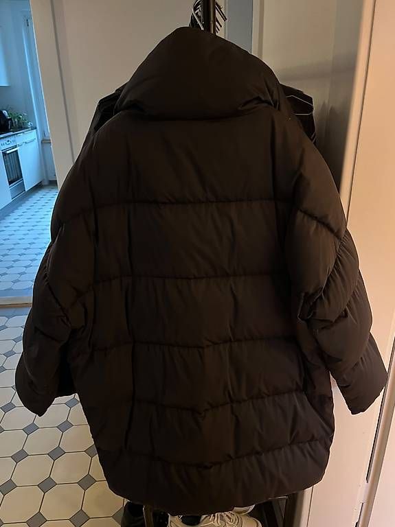 Mäntel: MaxMara Weekend Daunenmantel – Gebraucht aus Bern von ada_92zl 1