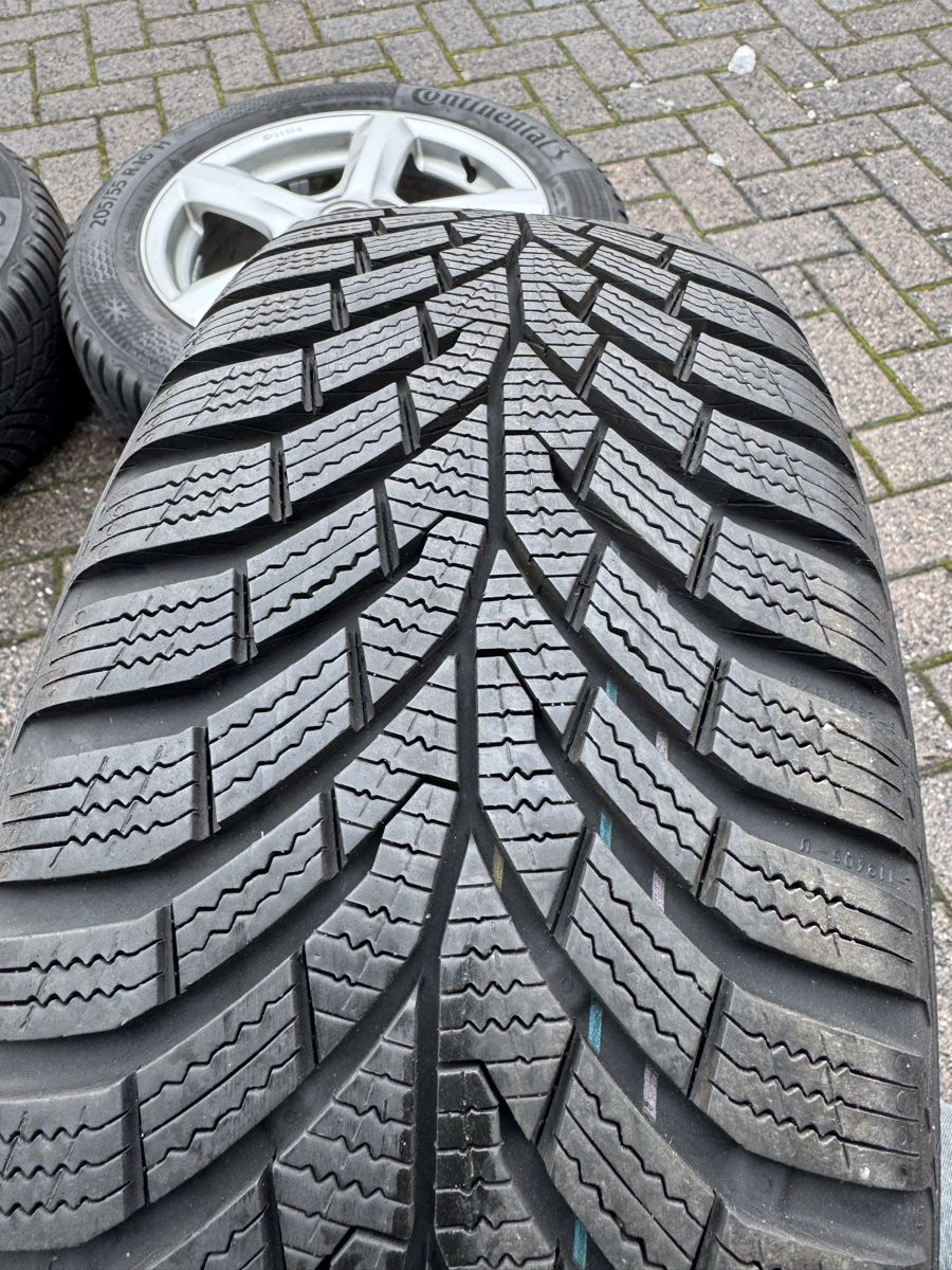 Pneumatici & Ruote complete: Komplettwinterräder Vw Golf Gamaparts – Usato da Aristau venduto da 020214 6