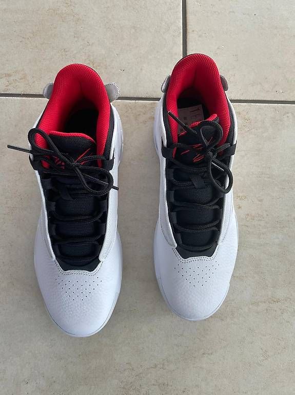 Scarpe da uomo: Jordan Max Aura 4, neu, Gr. 43 – Usato da Bernhardzell venduto da DEN74