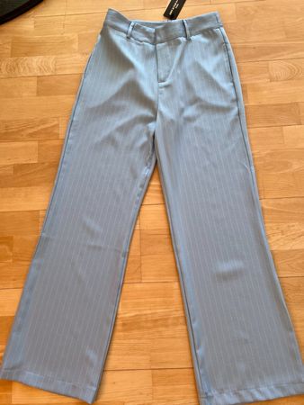 AMY&CLO Paris Hose in Gr. M, Hellblau/Weiss, NEU