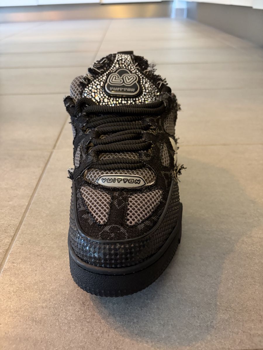 Louis Vuitton Scarpe da uomo: Louis Vuitton LV Trainer Sneaker Monogram World Tour – Nuovo (secondo la descrizione) da Plan-les-Ouates venduto da dboucheron4 2