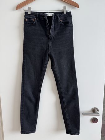 Zara Black High Waisted Skinny Jeans 36