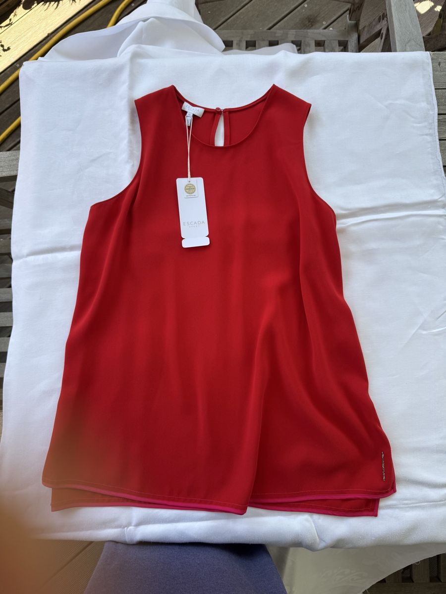 Escada Tops: Escada Top – Neu und originalverpackt aus Reichenburg von gabriela55