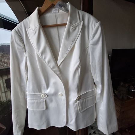 Weisser Blazer, Gr. 44, MODE AKTUELL, sehr elegant
