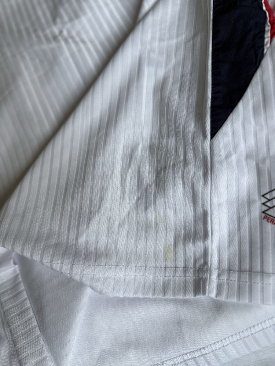Umbro T-shirt: Umbro t shirt – Usato da Zürich venduto da tae_6828 3