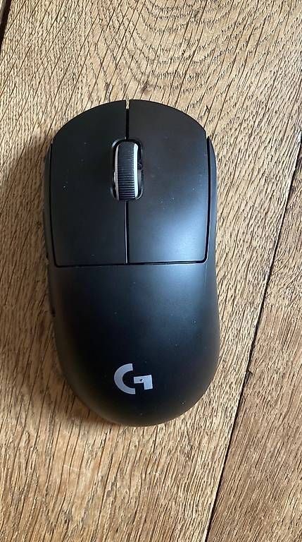 Souris: LOGITECH MAUS LOGITECH G PRO X SUPERLIGHT 2C – D'occasion à Solothurn par norag123 1