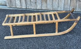 Alter Holzschlitten