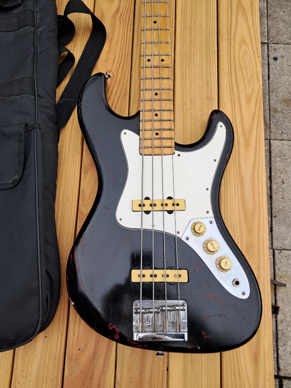 Strumenti musicali: Vintage E - Bass – Usato da Hundwil venduto da anou00 1