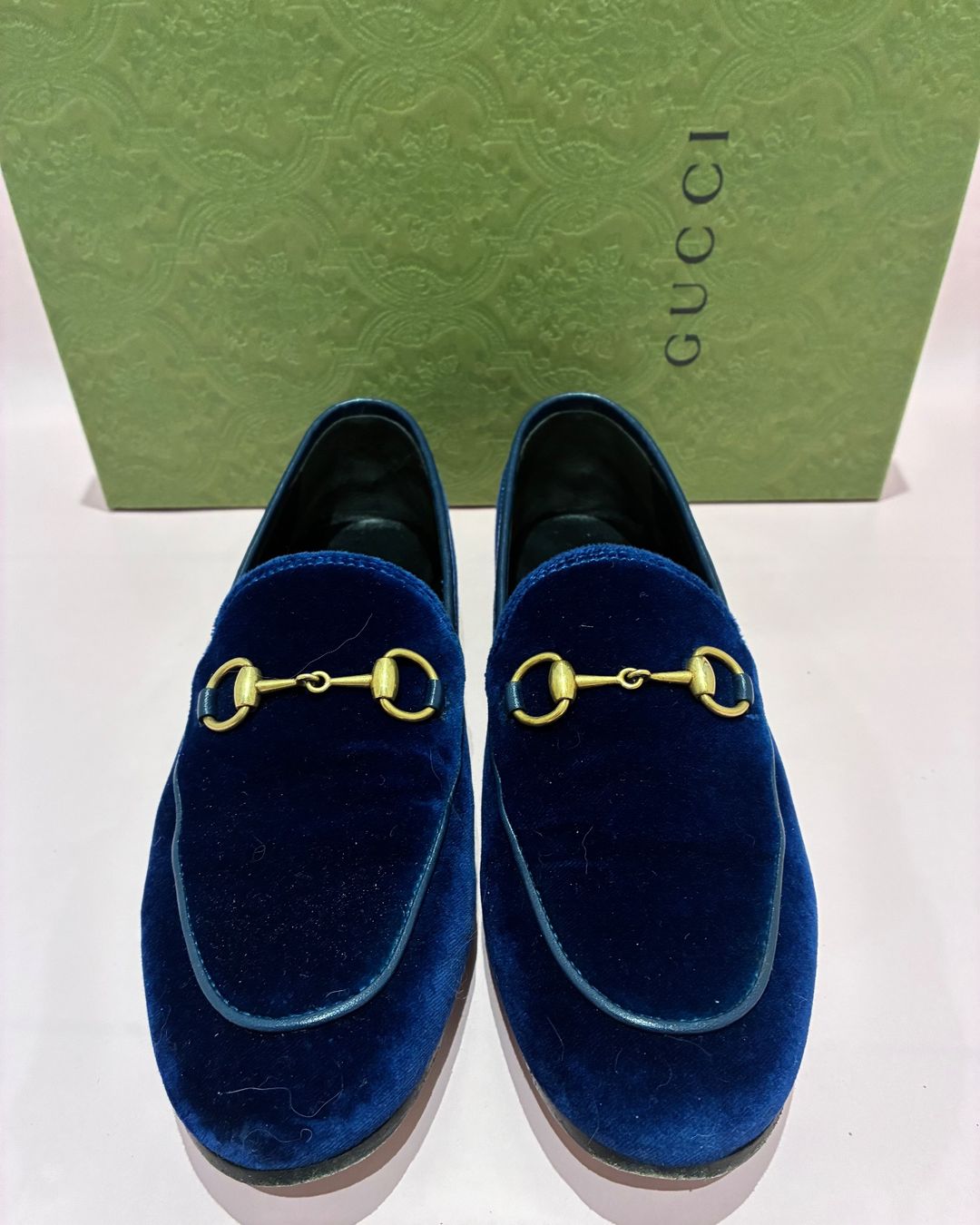 Gucci Scarpe da donna: Gucci loefer 35,5 VELLUTO – Usato da Paradiso venduto da Kayakara 1