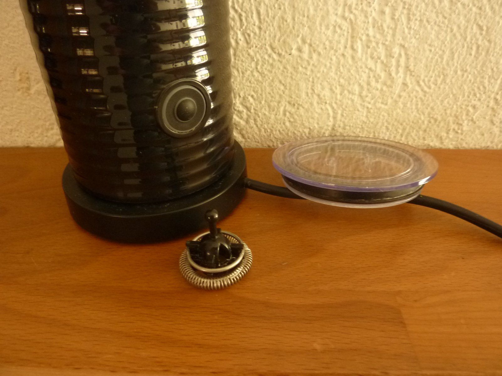 Elettrodomestici da cucina: Nespresso Milchaufschäumer Aeroccino 3 Modell 3694 – Usato da Hochfelden venduto da swissice 5