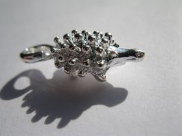 3 Anhänger 'Igel', 3D, versilbert