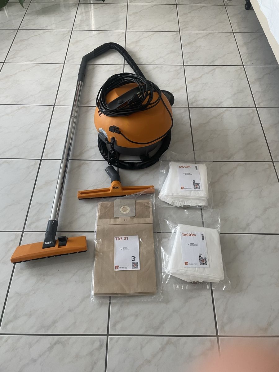 Aspirateurs & Accessoires: Taski Baby Bora Staubsauger – D'occasion à Amriswil par einkaufverkauf