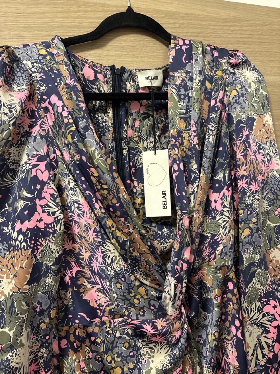 Kleider: Robe Belair à épaulette  – Neu und originalverpackt aus Genève von ora_qwv9 1