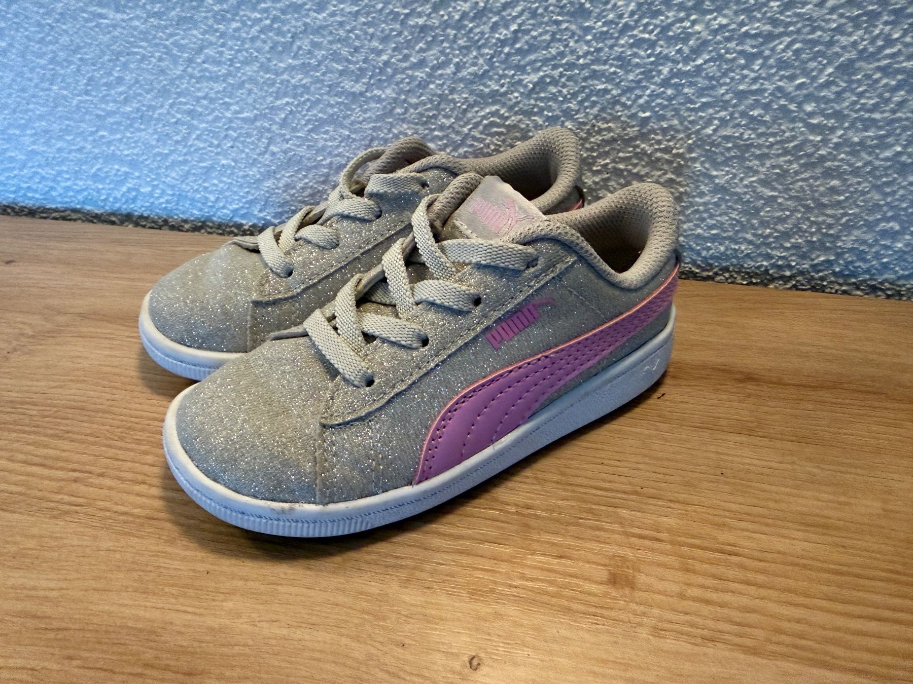 Keen Scarpe per ragazzi: Puma Kinderschuhe / Grösse 25 – Usato da Steffisburg venduto da Copy22