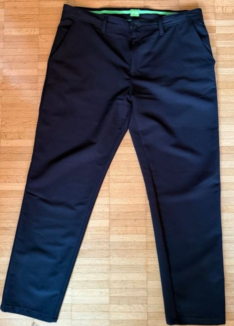 Hugo Boss Pantaloni: Pantalon HUGO BOSS – Usato da Aigle venduto da Slb1904 2