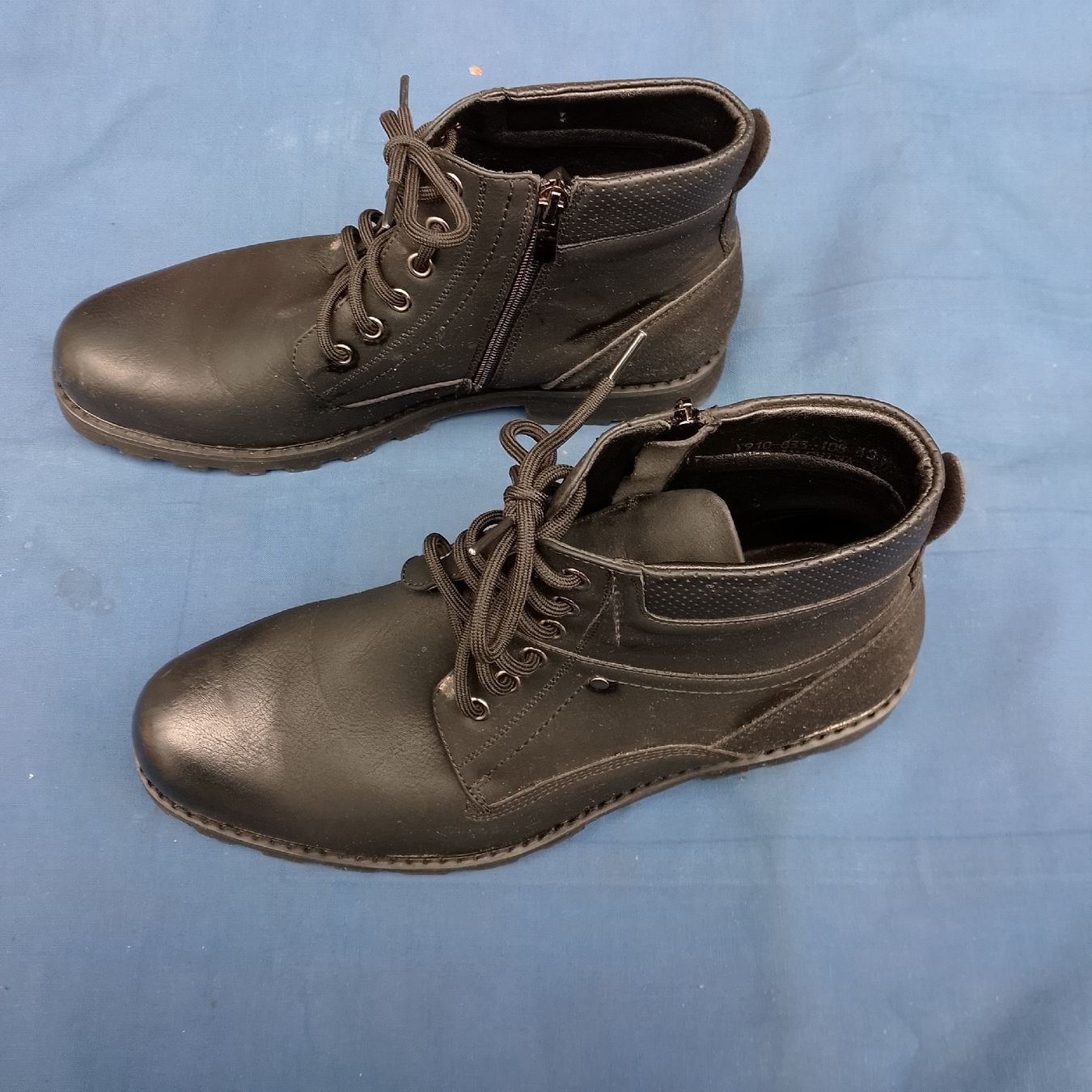 Scarpe da uomo: Schwarze Herren-Boots, Grösse 43 – Usato da Luzern venduto da toenu23 1
