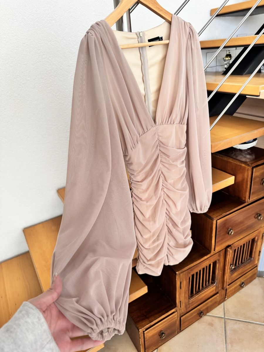 Vestiti: Robe en mesh beige – Nuovo (secondo la descrizione) da Lonay venduto da nei_79jc 1