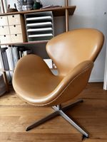 Fritz Hansen Swan Chair von Arne Jacobsen aus Leder