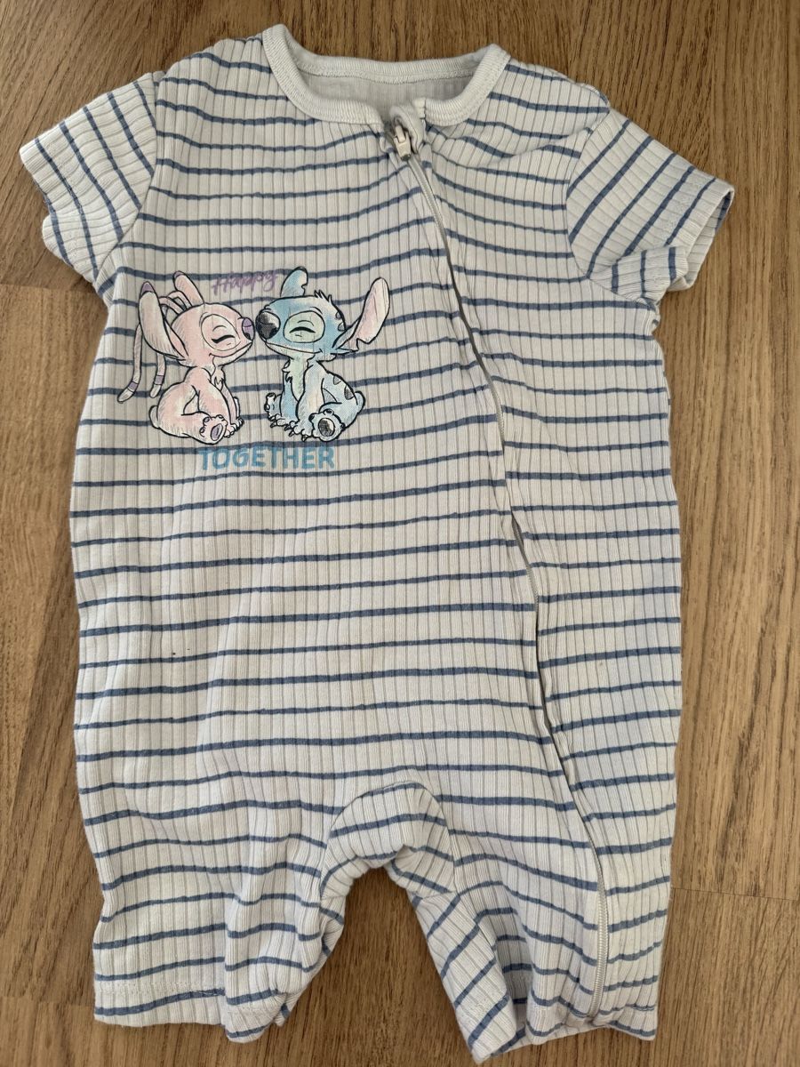 Kleiderpakete & -sets: 2er-Set Disney "Stitch" Sommer-Einteiler, Gr. 68 – Gebraucht aus Dottikon von dcwidmer 3