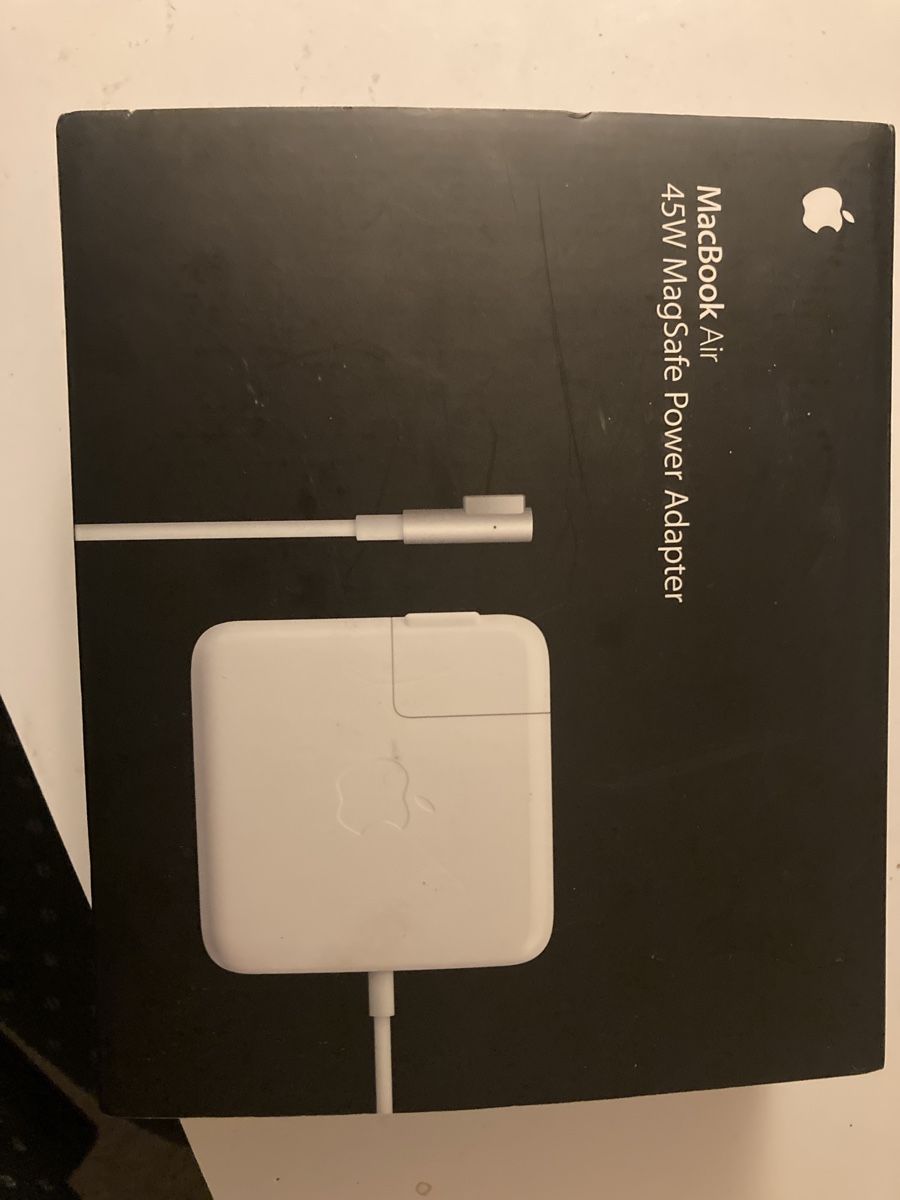 Apple Ladegerät: Magsafe 1 Ladegerät 45W MacBook Netzteil – Gebraucht aus Flawil von rcnkr