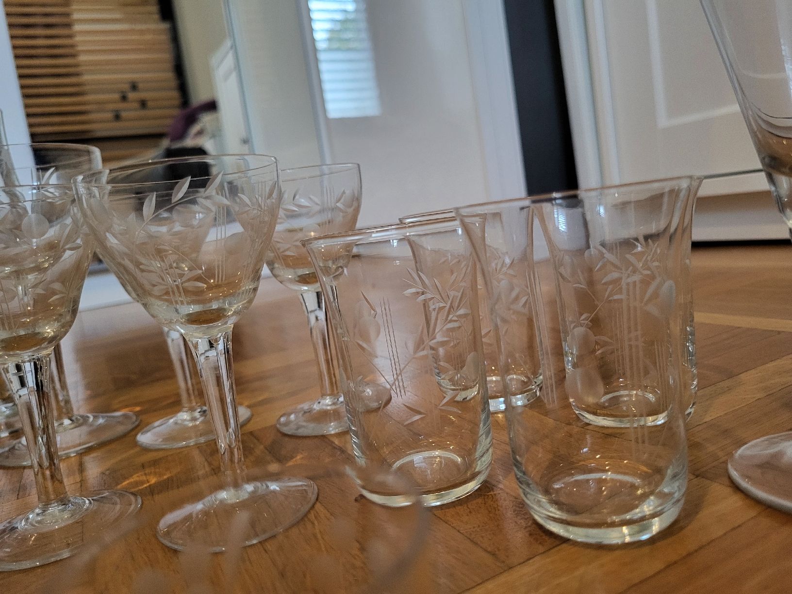 Bicchieri: Gläser, Sekt-Wein-Schnapps-Wasser-Tee – Usato da Liestal venduto da Shelby787 7