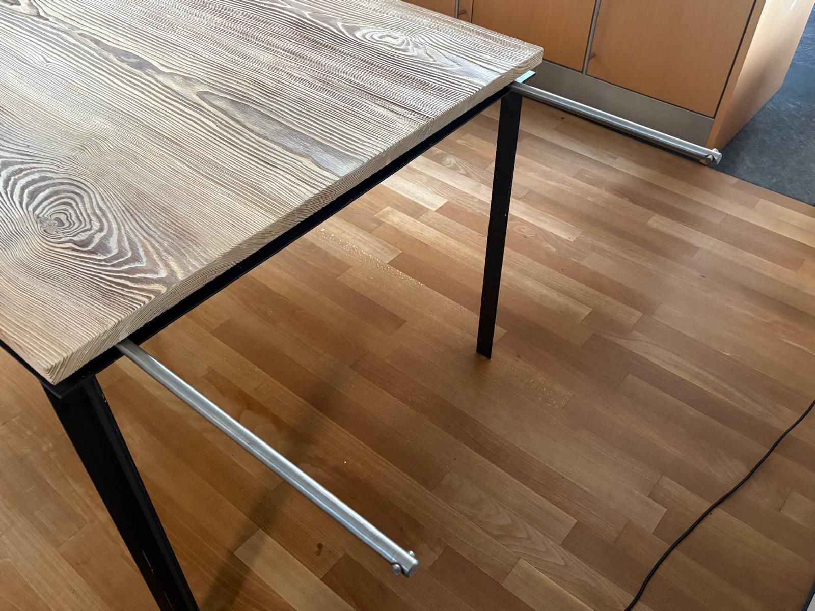Tavoli: Esstisch aus Lärchenholz – Usato da Biel/Bienne venduto da sop_s298 3