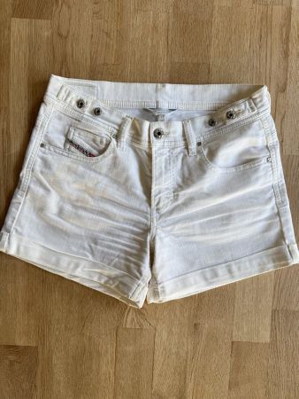 Spende MSF - Diesel - Weisse Jeansshorts - Gr. 26
