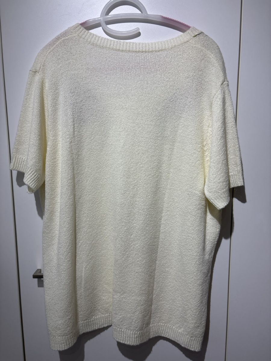 Pullover & Sweatshirts: Damen Kurzarmpullover cremeweiss mit Stickerei – Gebraucht aus Baden von peace_bluemli 1