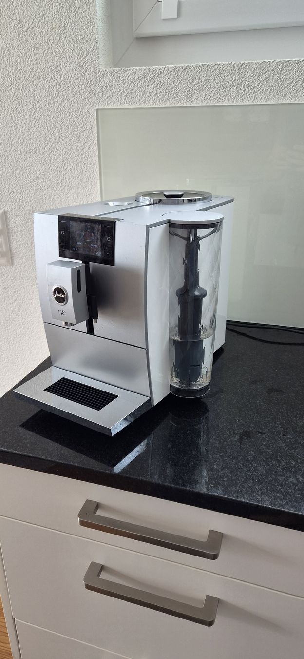 Jura Kaffeemaschinen & Espressomaschinen: Jura Kaffeevollautomat ENA8 – Gebraucht aus Aeugst am Albis von Cariboo75 2