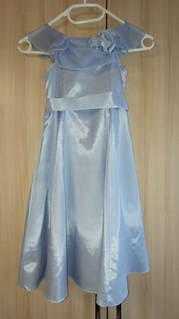 Kleid Festkleid Gr. 116 flieder