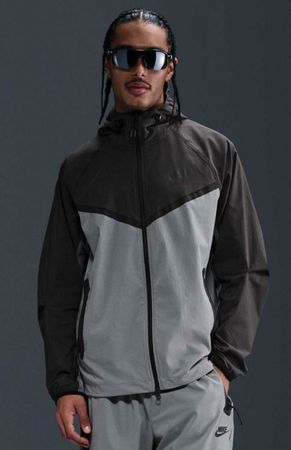 Neuer Nike Sportwear Windbreaker, Herren, Gr. XL, grau
