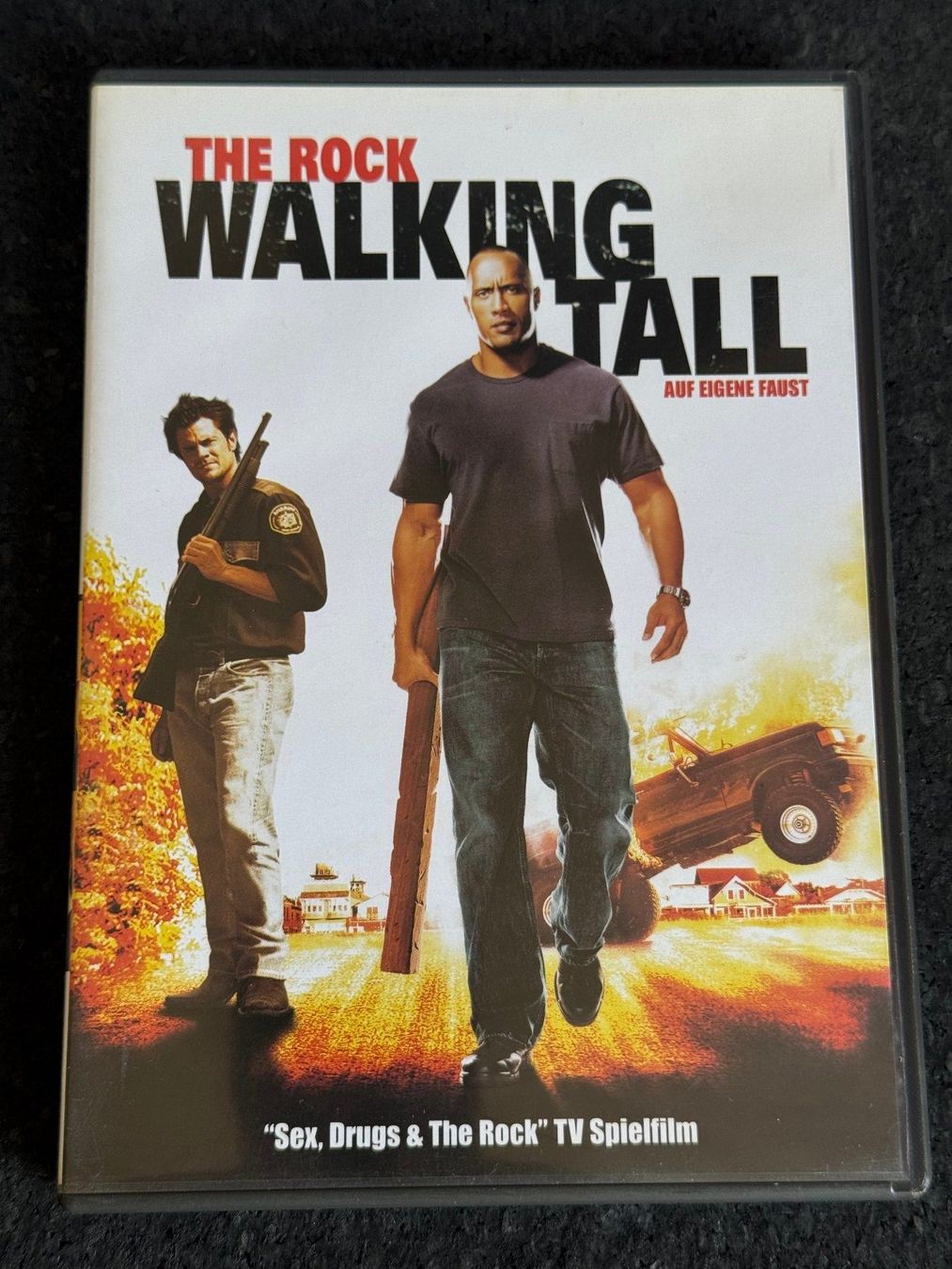 Tutti i DVDs: The Rock Walking Tall "auf eigene Faust" DVD DE/EN/FR/IT/SP – Usato da Fribourg venduto da tschjoly