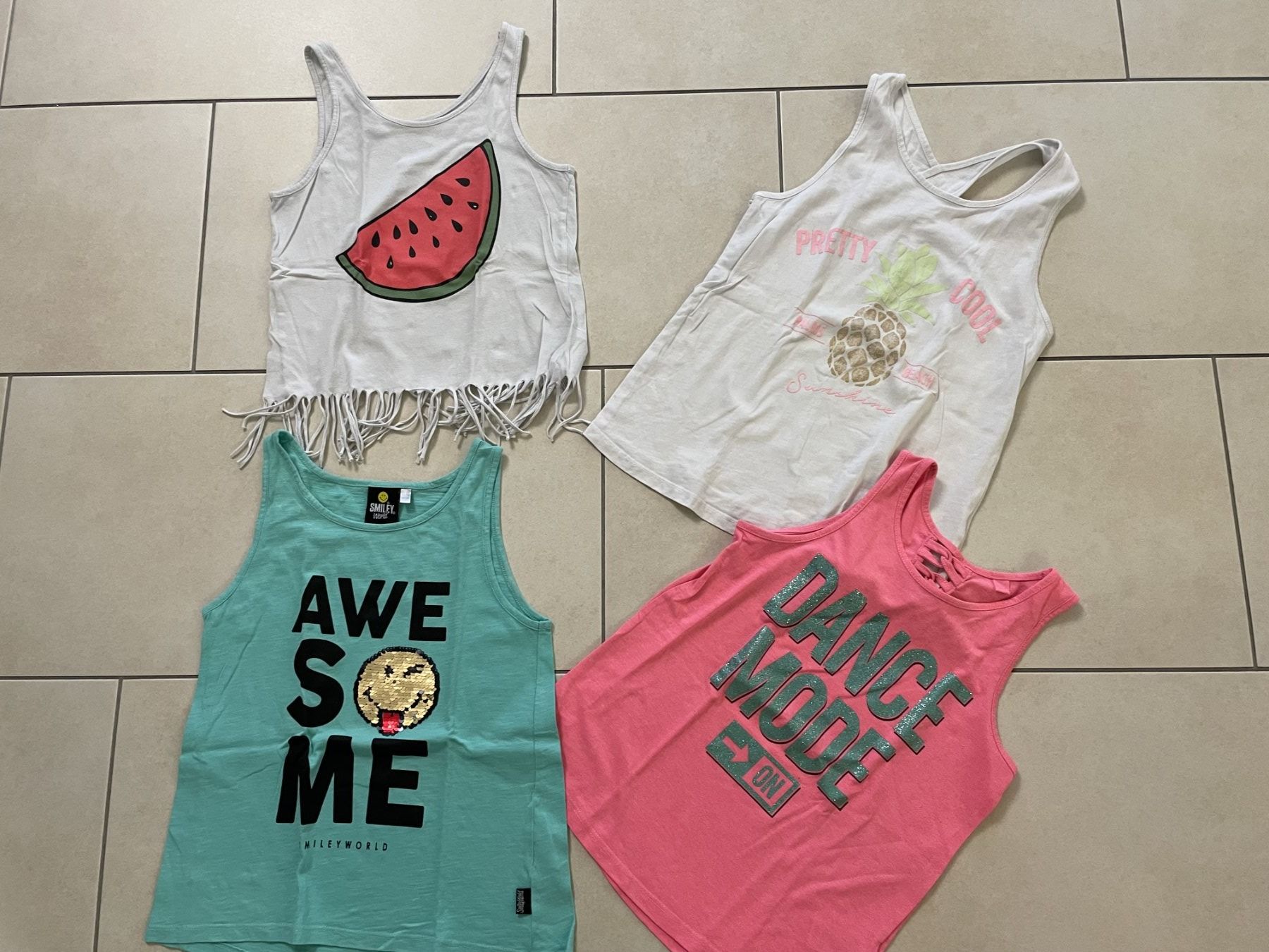 Camicette, T-shirt & Top: Trägershirt Set – Usato da Küssnacht am Rigi venduto da icbicb 5