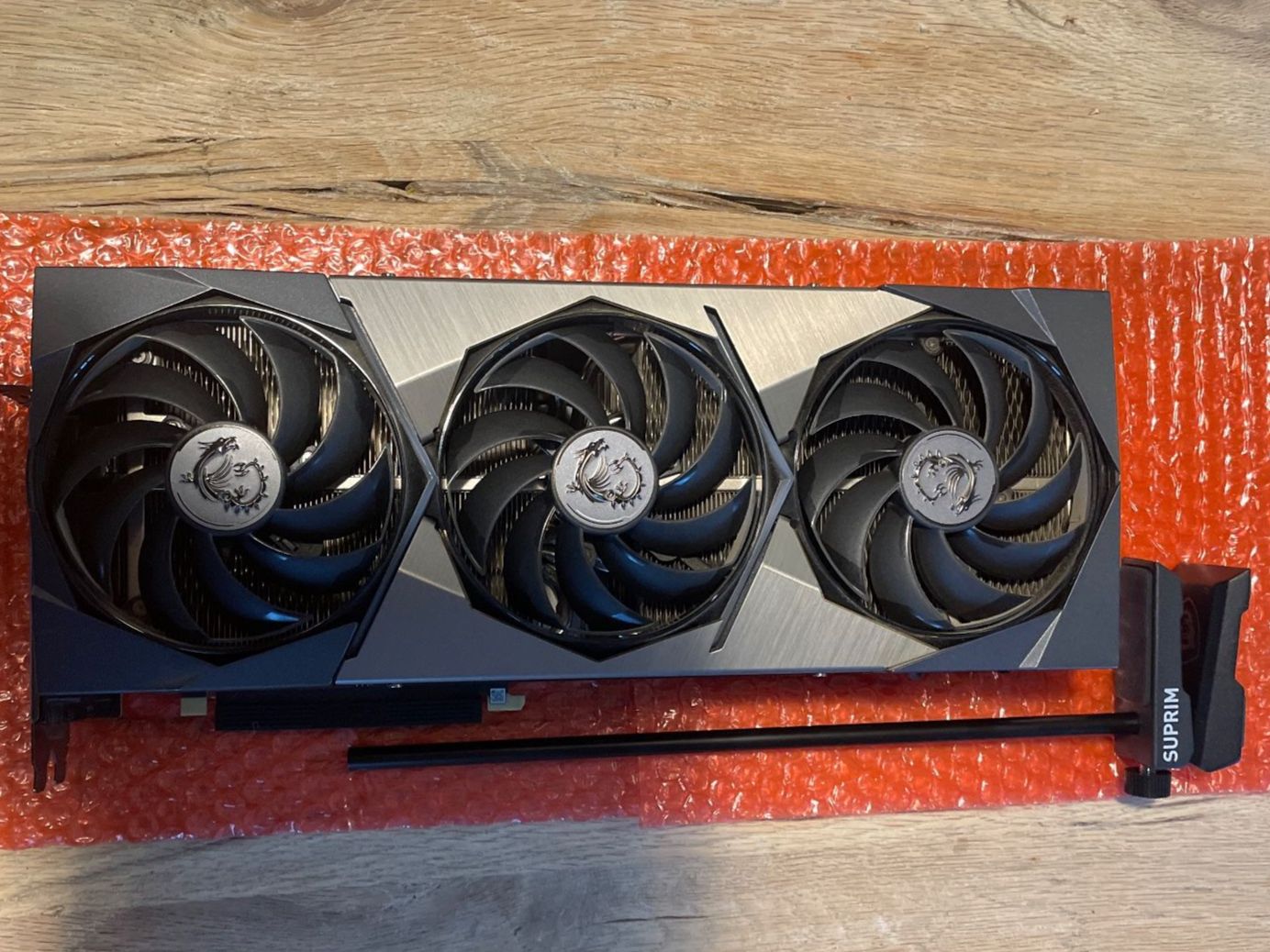 Nvidia Grafikkarten: Nvidia 3090 RTX 24GB GPU - MSI Suprim X – Gebraucht aus Nyon von foft 2