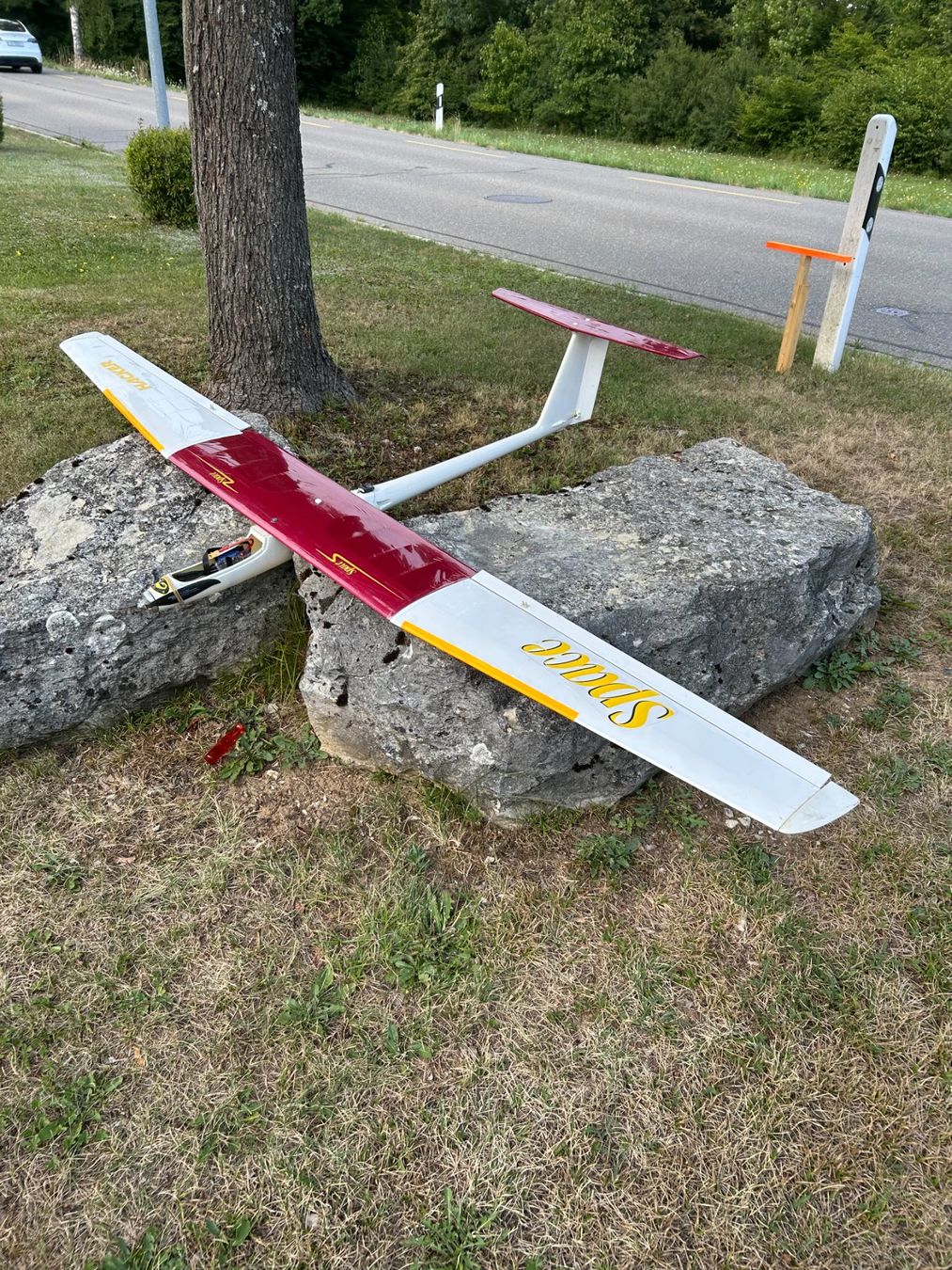 Hacker Modellismo RC: Space Segler RC-Flugzeug – Usato da Schaffhausen venduto da Gloeoenli 2