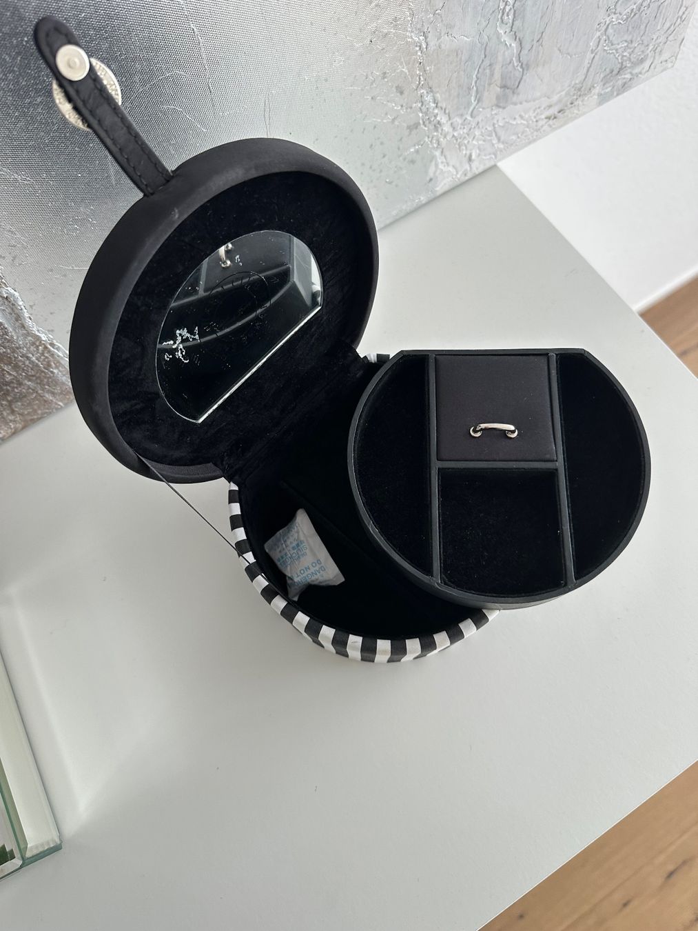 Schmuckkästen: Thomas Sabo Schmuckkoffer gestreift – Gebraucht aus Lustmühle von sar_7xmy 5